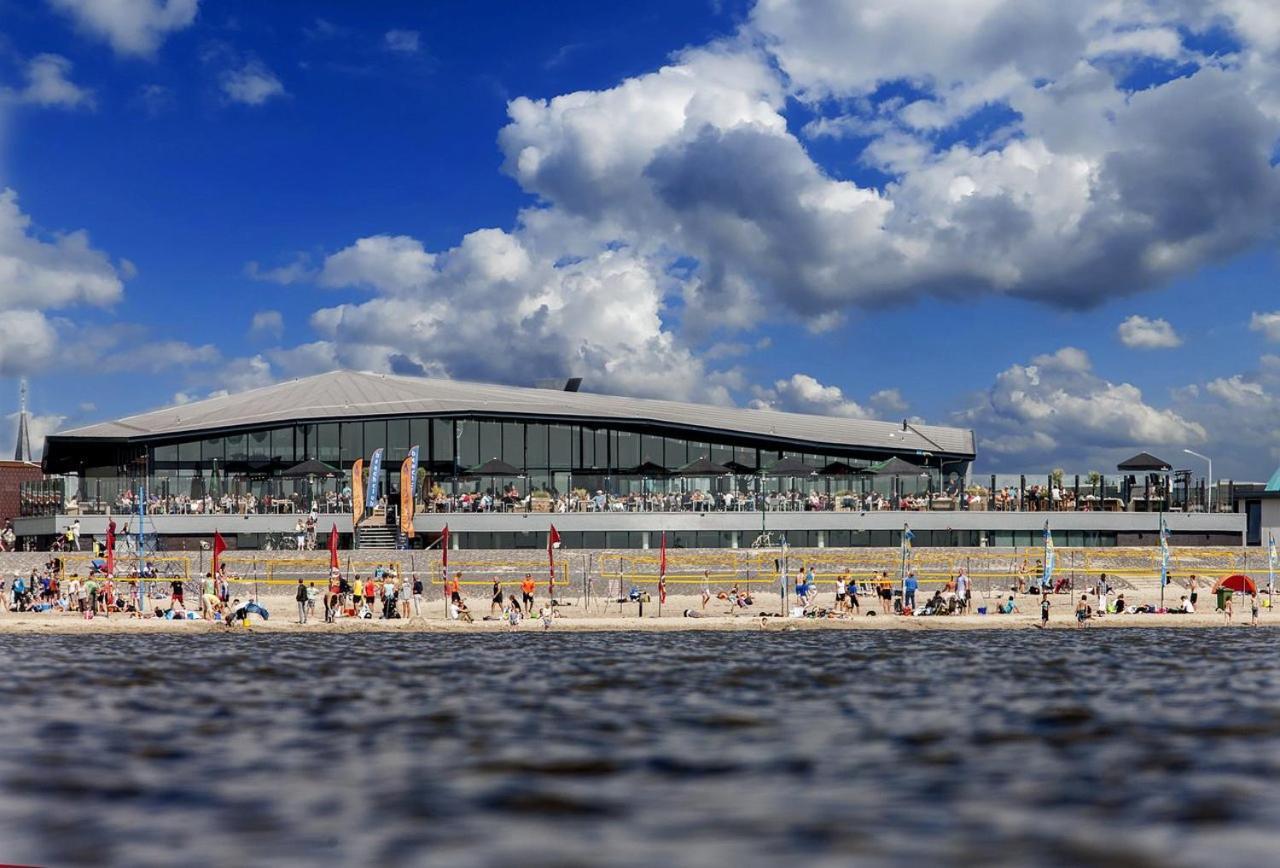 Nieuwe Beachbungalow Aan Ijsselmeer 39 24 Four Seasons Lemmer Esterno foto