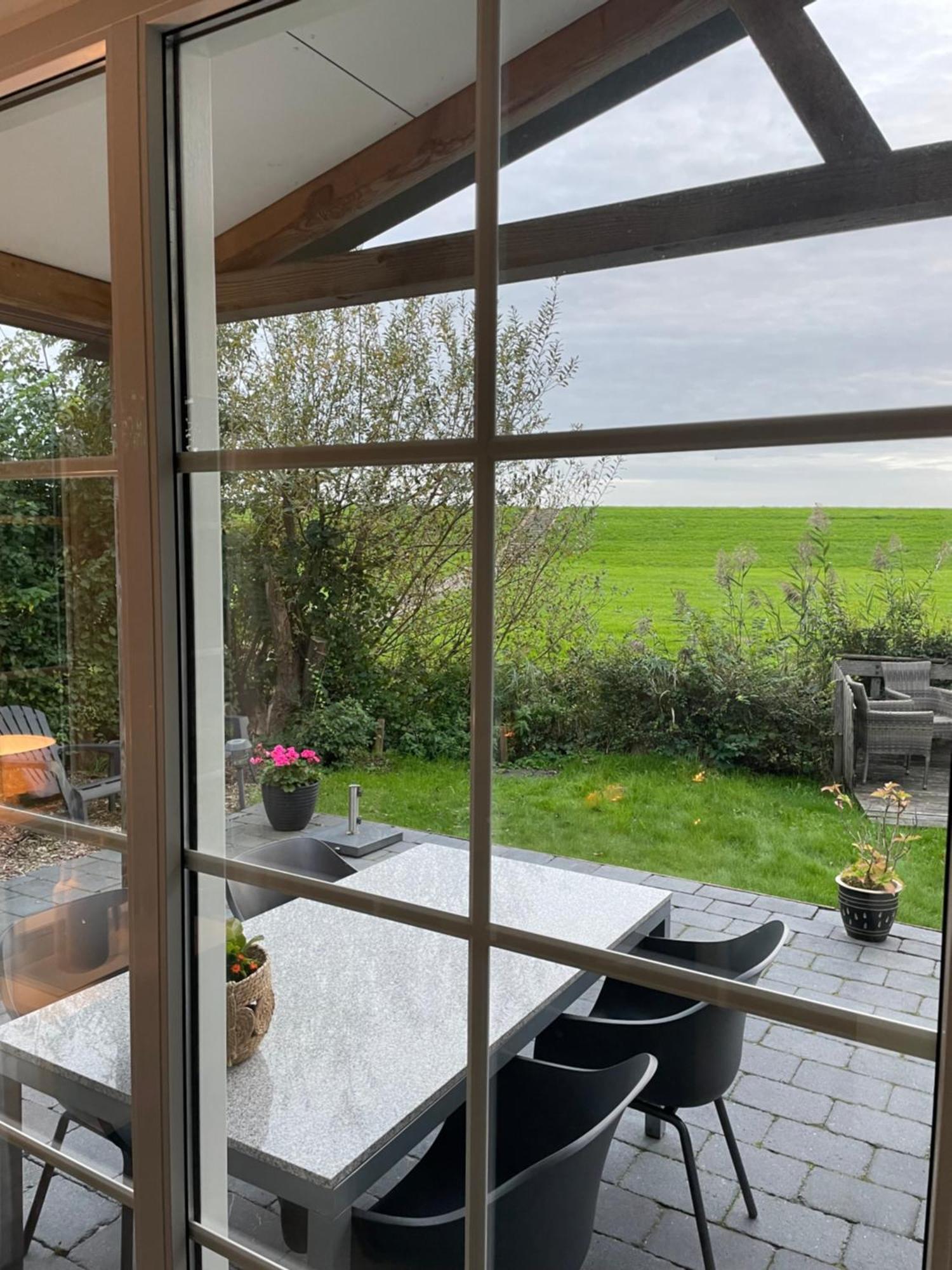 Nieuwe Beachbungalow Aan Ijsselmeer 39 24 Four Seasons Lemmer Esterno foto